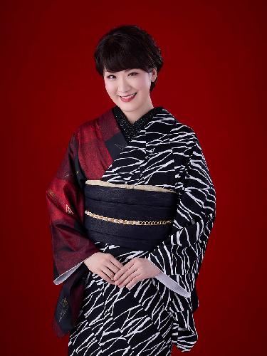 市川由紀乃クリスマスディナーショー